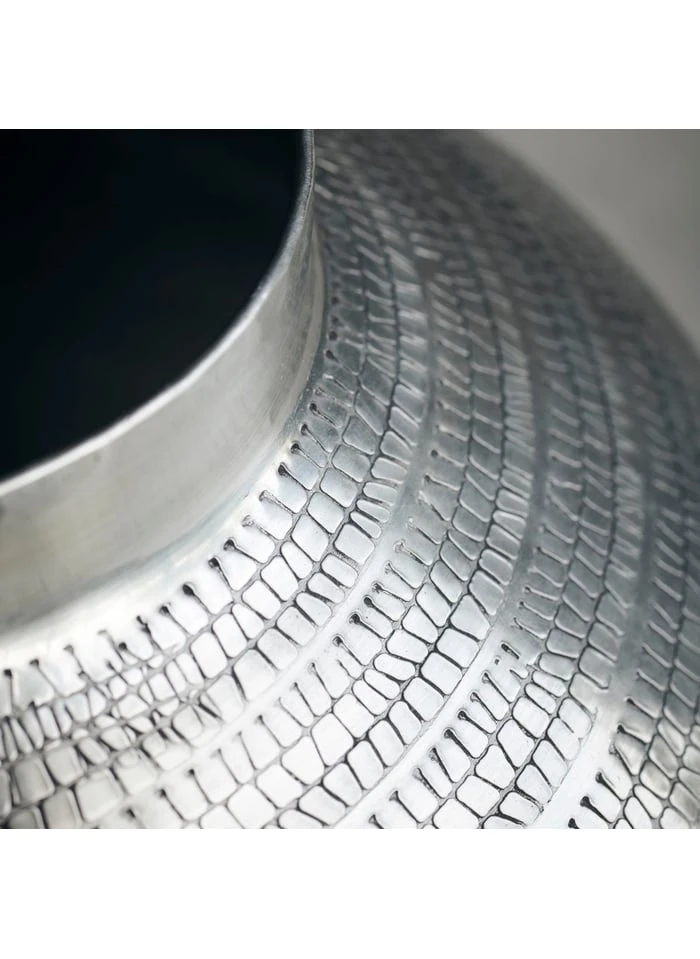 House Doctor Vase En Aluminium | Argent 3 House Doctor Vase En Aluminium | Argent – Image 3